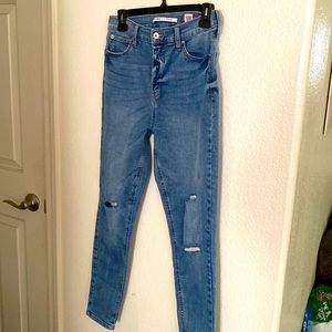 NWOT !   Celebrity Pink jeans size 9